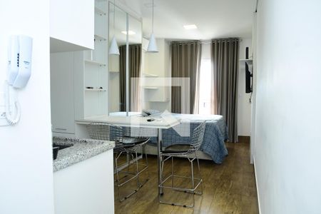 Quarto de kitnet/studio para alugar com 1 quarto, 27m² em Granja Viana, Cotia