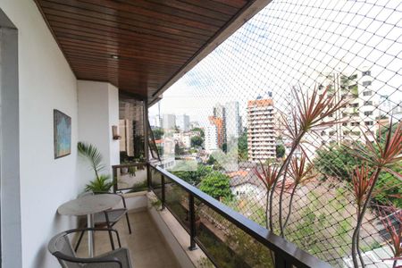 Varanda de apartamento à venda com 3 quartos, 185m² em Vila Mariana, São Paulo