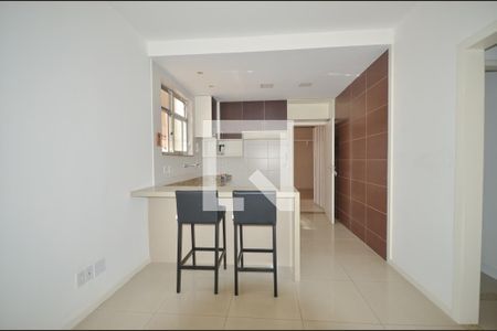 Cozinha de casa à venda com 2 quartos, 114m² em Santa Rosa, Niterói