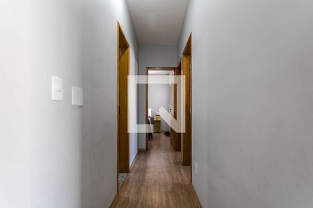 Corredor de apartamento para alugar com 3 quartos, 63m² em Vila Cintra, Mogi das Cruzes