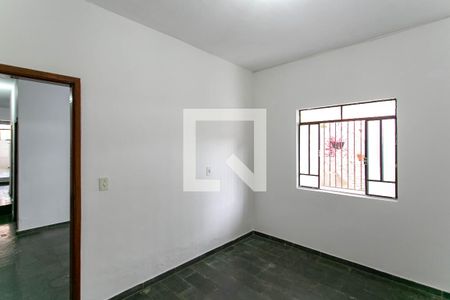 Quarto 1 de casa para alugar com 2 quartos, 60m² em Céu Azul, Belo Horizonte