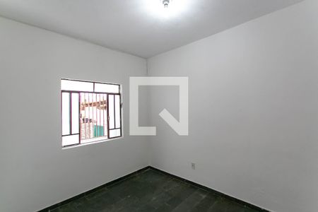 Quarto 1 de casa para alugar com 2 quartos, 60m² em Céu Azul, Belo Horizonte