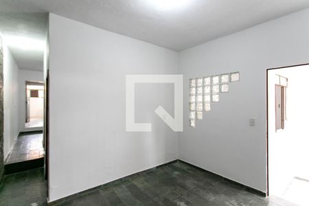 Sala de casa para alugar com 2 quartos, 60m² em Céu Azul, Belo Horizonte