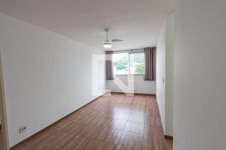 Sala de apartamento para alugar com 2 quartos, 66m² em Freguesia (jacarepaguá), Rio de Janeiro