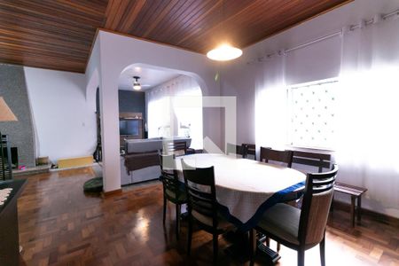 Casa para alugar com 5 quartos, 800m² em Indianópolis, São Paulo