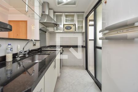 Cozinha de apartamento para alugar com 1 quarto, 43m² em Bela Vista, São Paulo