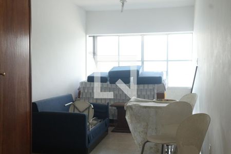 Sala/Quarto de apartamento para alugar com 1 quarto, 40m² em Centro, São Vicente