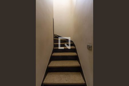 Escada de casa à venda com 2 quartos, 98m² em Cidade Miramar, São Bernardo do Campo