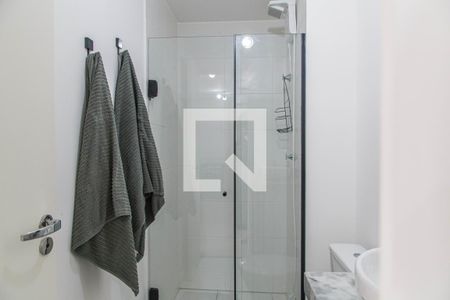 Banheiro de apartamento à venda com 1 quarto, 33m² em Cidade Mãe do Céu, São Paulo
