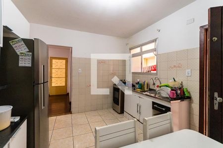 Casa à venda com 426m², 3 quartos e 3 vagas Casa à venda com 426m², 3 quartos e 3 vagasCozinha