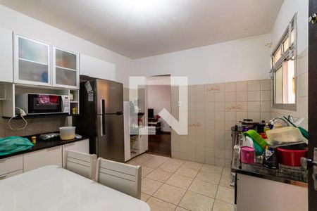 Casa à venda com 426m², 3 quartos e 3 vagas Casa à venda com 426m², 3 quartos e 3 vagasCozinha