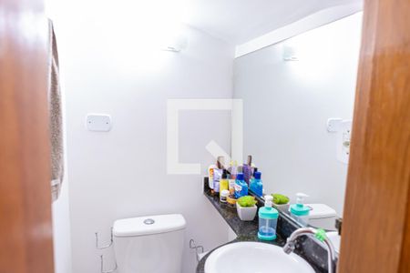 Lavabo de casa de condomínio à venda com 2 quartos, 68m² em Vila Paranaguá, São Paulo