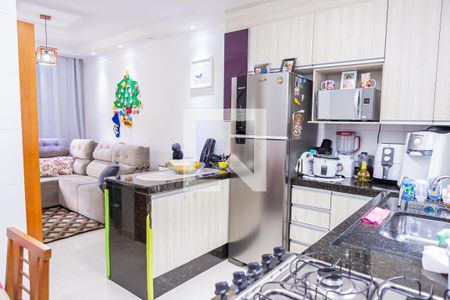 Cozinha de casa de condomínio à venda com 2 quartos, 68m² em Vila Paranaguá, São Paulo