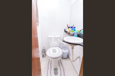 Lavabo de casa de condomínio à venda com 2 quartos, 68m² em Vila Paranaguá, São Paulo