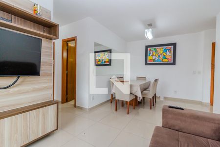 Sala de apartamento à venda com 3 quartos, 80m² em Camaquã, Porto Alegre