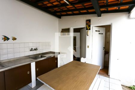 Casa para alugar com 240m², 4 quartos e 4 vagas Casa para alugar com 240m², 4 quartos e 4 vagasChurrasqueira