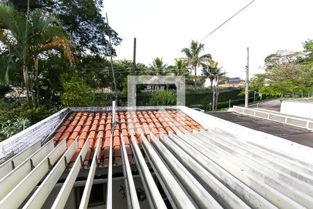 Casa para alugar com 240m², 4 quartos e 4 vagas Casa para alugar com 240m², 4 quartos e 4 vagasvista