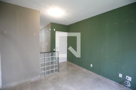 Sala de apartamento para alugar com 2 quartos, 41m² em Parque Santa Rosa, Suzano