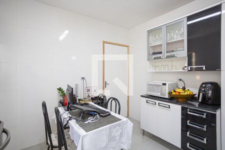 Cozinha de casa à venda com 3 quartos, 127m² em Veloso, Osasco