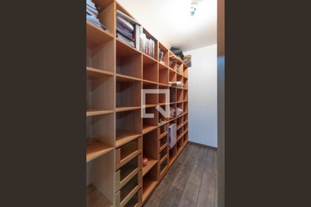 Casa de condomínio para alugar com 500m², 3 quartos e 7 vagas Casa de condomínio para alugar com 500m², 3 quartos e 7 vagasQuarto 2 - Suíte