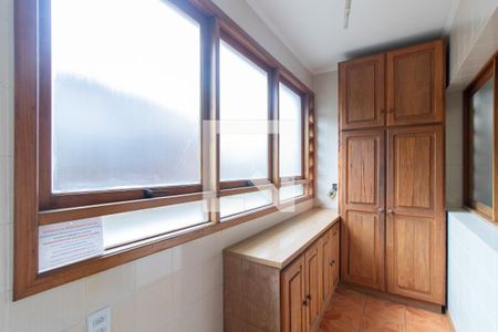 Casa de condomínio para alugar com 500m², 3 quartos e 7 vagas Casa de condomínio para alugar com 500m², 3 quartos e 7 vagasÁrea de Serviço