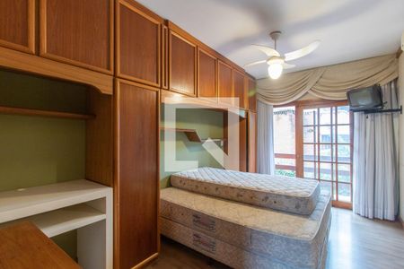 Casa de condomínio para alugar com 500m², 3 quartos e 7 vagas Casa de condomínio para alugar com 500m², 3 quartos e 7 vagasQuarto 1 - Suíte