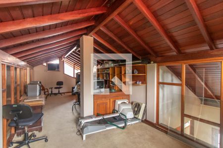 Casa de condomínio para alugar com 500m², 3 quartos e 7 vagas Casa de condomínio para alugar com 500m², 3 quartos e 7 vagasEscritório