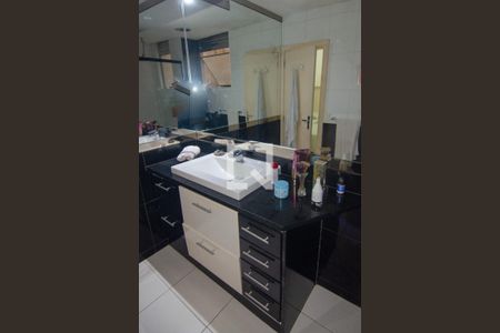 Apartamento à venda com 107m², 2 quartos e sem vaga Apartamento à venda com 107m², 2 quartos e sem vagaBanheiro da Suíte