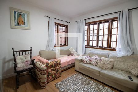 Sala de casa à venda com 4 quartos, 225m² em Vila Polopoli, São Paulo