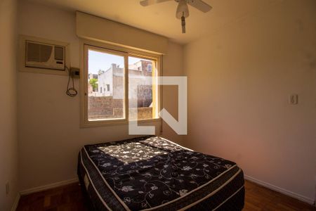Quarto de apartamento à venda com 1 quarto, 48m² em Medianeira, Porto Alegre