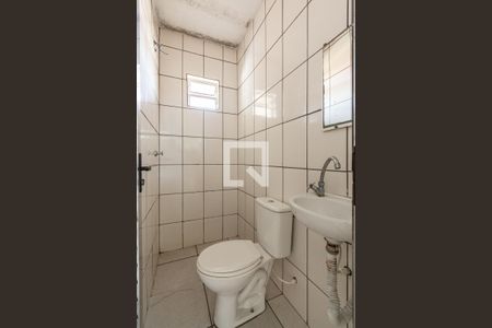 Banheiro de kitnet/studio para alugar com 1 quarto, 40m² em Cidade Intercap, Taboão da Serra