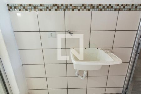 Detalhe cozinha de kitnet/studio para alugar com 1 quarto, 40m² em Cidade Intercap, Taboão da Serra