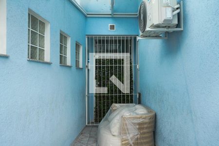 Casa à venda com 265m², 3 quartos e 3 vagas Casa à venda com 265m², 3 quartos e 3 vagasÁrea Externa