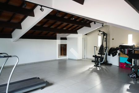 Casa à venda com 265m², 3 quartos e 3 vagas Casa à venda com 265m², 3 quartos e 3 vagasÁrea Externa