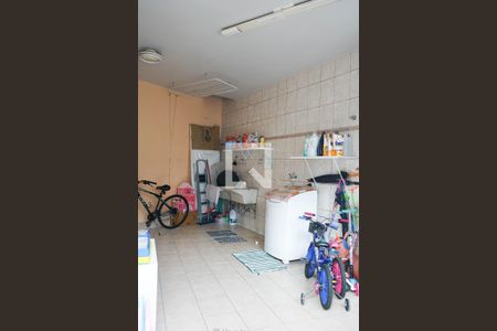 Casa à venda com 265m², 3 quartos e 3 vagas Casa à venda com 265m², 3 quartos e 3 vagasÁrea de Serviço