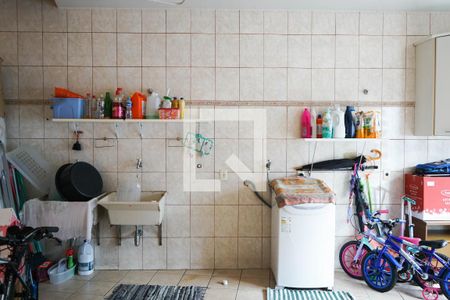 Casa à venda com 265m², 3 quartos e 3 vagas Casa à venda com 265m², 3 quartos e 3 vagasÁrea de Serviço