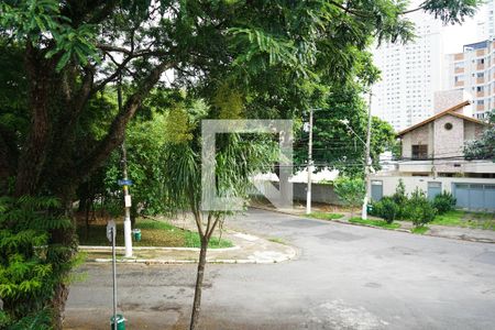 Casa à venda com 265m², 3 quartos e 3 vagas Casa à venda com 265m², 3 quartos e 3 vagasVista