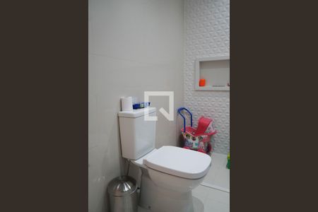 Casa à venda com 265m², 3 quartos e 3 vagas Casa à venda com 265m², 3 quartos e 3 vagasBanheiro da Suíte 3