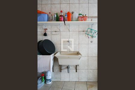 Casa à venda com 265m², 3 quartos e 3 vagas Casa à venda com 265m², 3 quartos e 3 vagasÁrea de Serviço