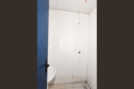 Banheiro de kitnet/studio para alugar com 1 quarto, 30m² em Rondônia, Novo Hamburgo