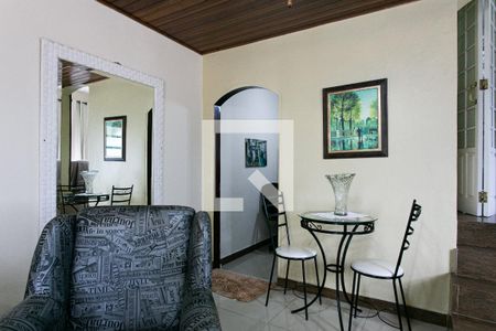 Sala - Mesa e Cadeiras de casa de condomínio para alugar com 2 quartos, 110m² em Jardim Jaú (zona Leste), São Paulo