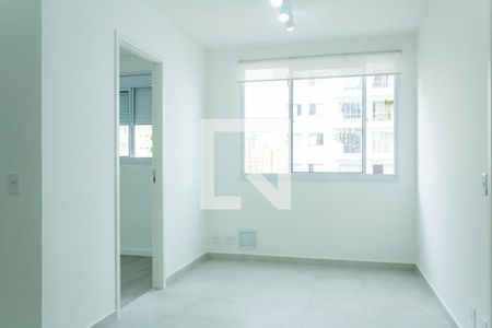 Sala de apartamento para alugar com 2 quartos, 36m² em Campo Grande, São Paulo