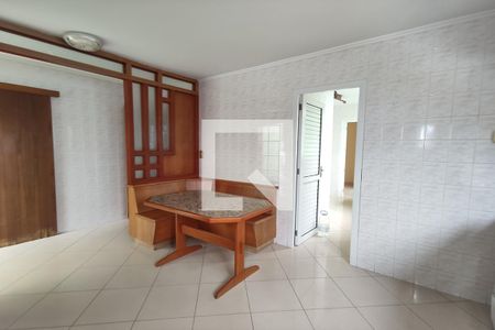 Apartamento à venda com 268m², 4 quartos e 3 vagas Apartamento à venda com 268m², 4 quartos e 3 vagasCozinha