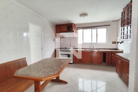 Apartamento à venda com 268m², 4 quartos e 3 vagas Apartamento à venda com 268m², 4 quartos e 3 vagasCozinha