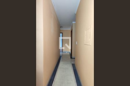 Apartamento à venda com 268m², 4 quartos e 3 vagas Apartamento à venda com 268m², 4 quartos e 3 vagasCorredor