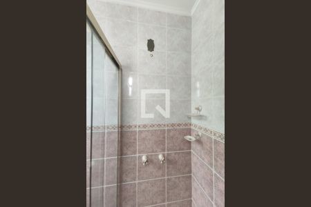 Apartamento à venda com 268m², 4 quartos e 3 vagas Apartamento à venda com 268m², 4 quartos e 3 vagasBanheiro da Suíte