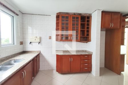 Apartamento à venda com 268m², 4 quartos e 3 vagas Apartamento à venda com 268m², 4 quartos e 3 vagasCozinha