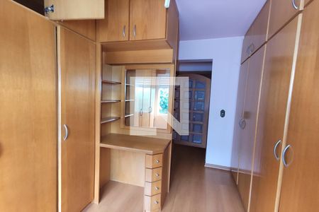 Apartamento à venda com 268m², 4 quartos e 3 vagas Apartamento à venda com 268m², 4 quartos e 3 vagasCloset da suíte