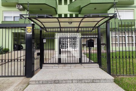 Apartamento à venda com 268m², 4 quartos e 3 vagas Apartamento à venda com 268m², 4 quartos e 3 vagasFachada e portaria