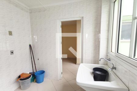 Apartamento à venda com 268m², 4 quartos e 3 vagas Apartamento à venda com 268m², 4 quartos e 3 vagasÁrea de Serviço